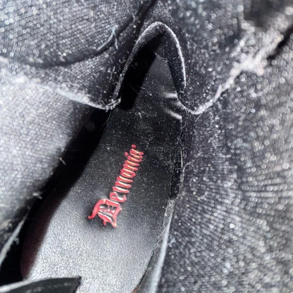 DEMONIA SHAKER-60
SIZE WOMENS 6 - Picture 2 of 4